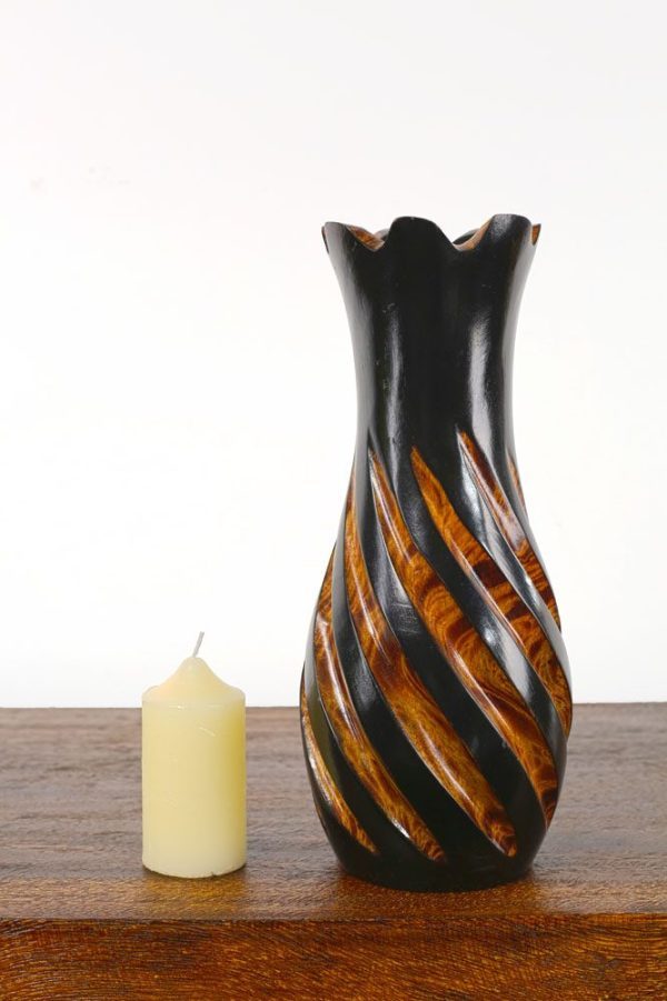 30cm Mangowood Vase Hollow Pineapple