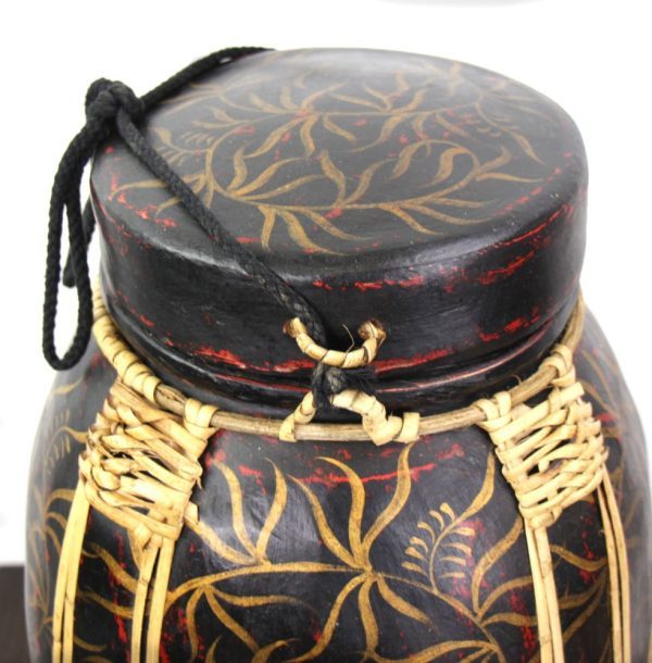 36cm Rice Basket Black & Red Antique with Gold Leaf