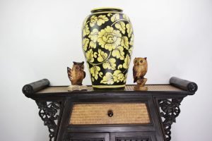 47cm Hand Painted Pottery Black With Gold Flower And Leaf Design