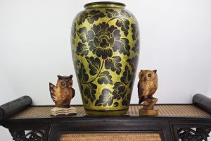 47cm Hand Painted Pottery Gold With Antique Black Flower And Leaf Design