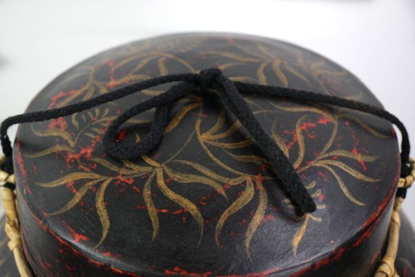 47cm Rice Basket Black & Red Antique with Gold Leaf