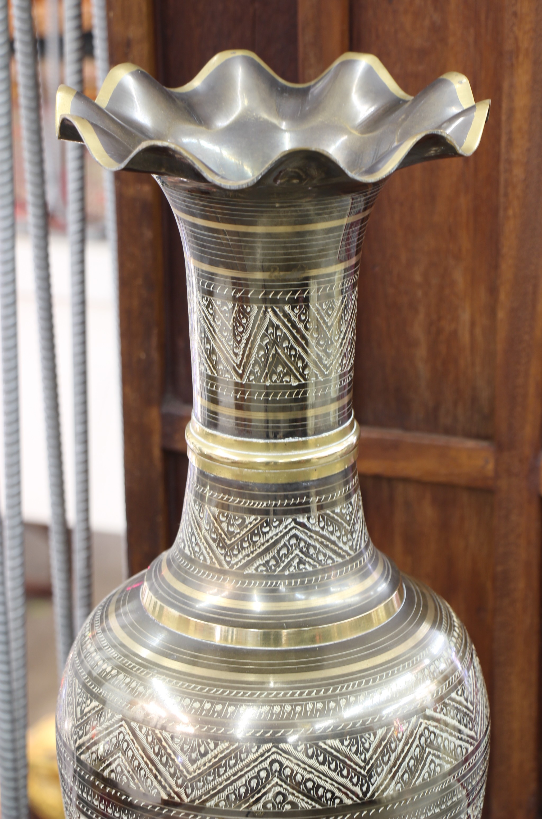 76 cm Kashmiri Vase nc 4