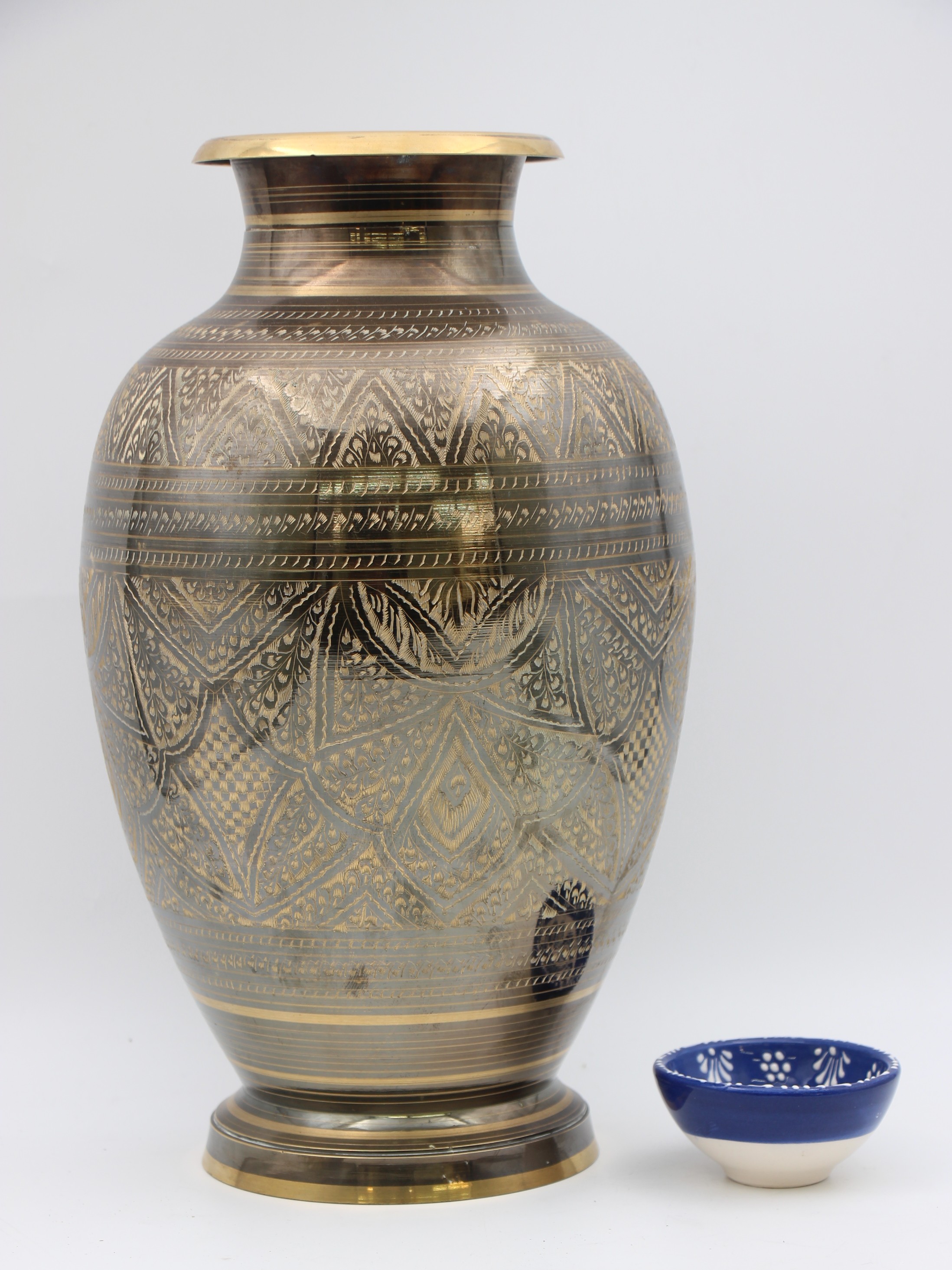 Brass Handcrafted Chinese Jar Vase 1