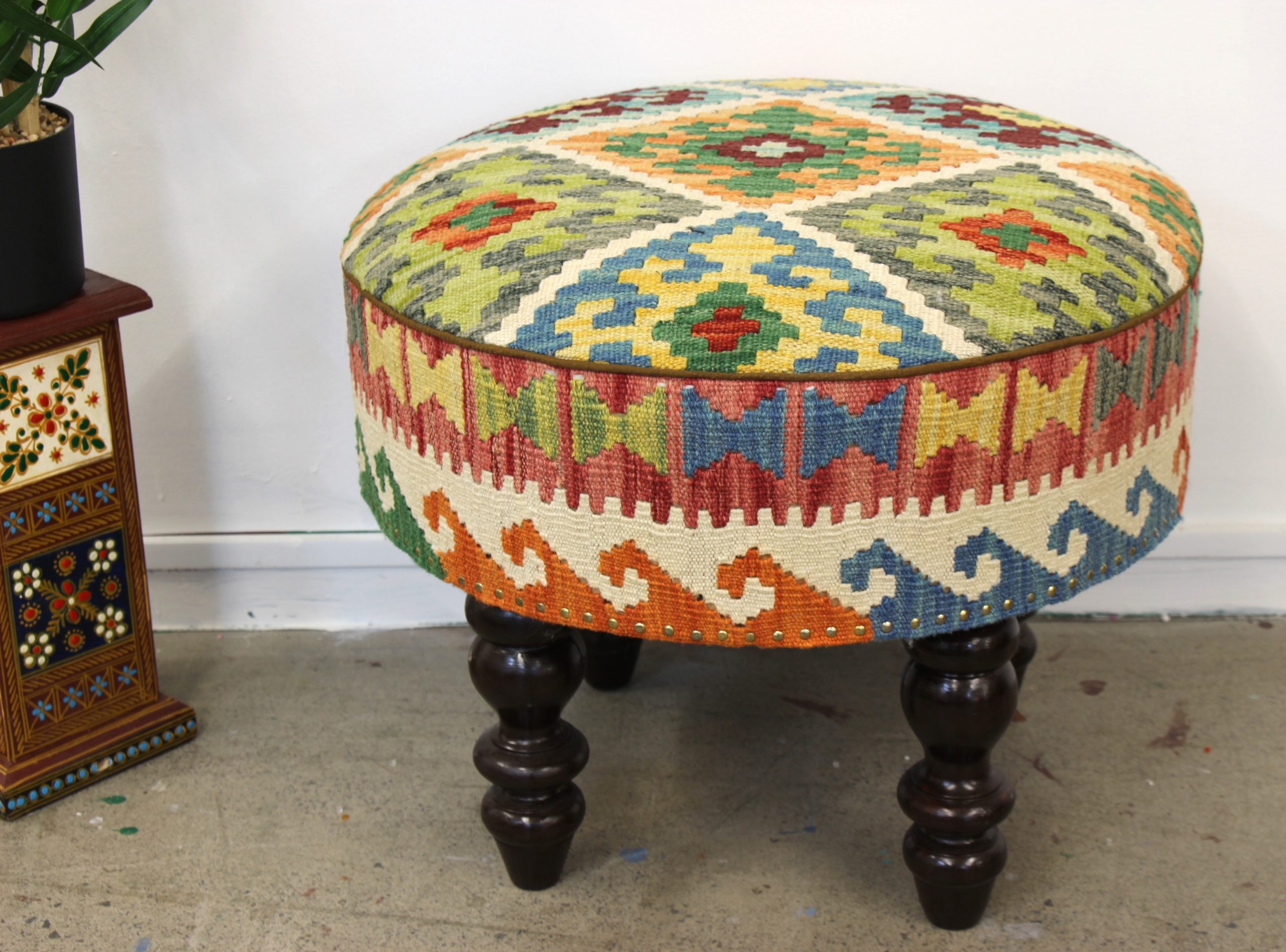 kf109 round stool 2