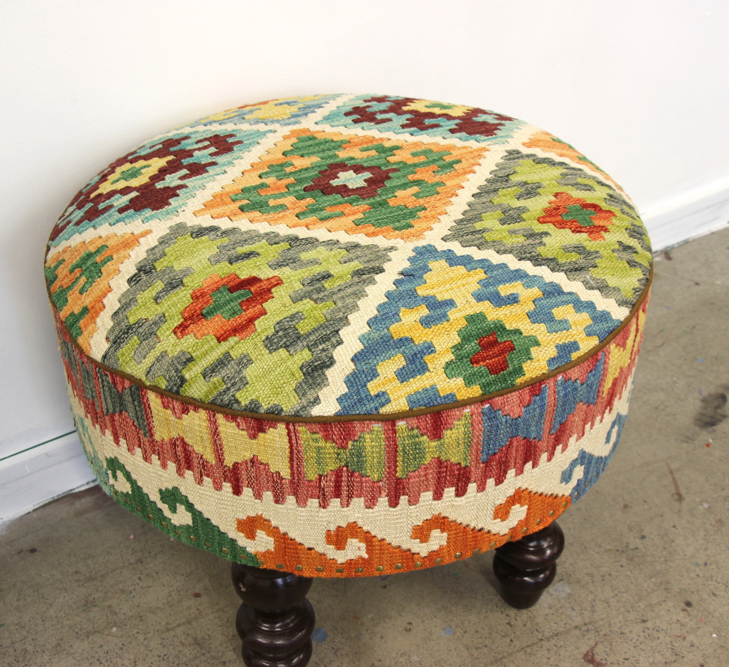 kf109 round stool 3